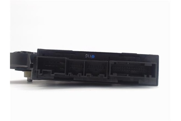 Recambio de motor elevalunas delantero derecho para audi a4 avant (8e) referencia OEM IAM (8E1959802B) (5WK47006) (105841-105) 