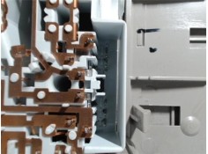 Recambio de luz delantero central techo para chevrolet cruze 5-puertas 1.8 ltz referencia OEM IAM   