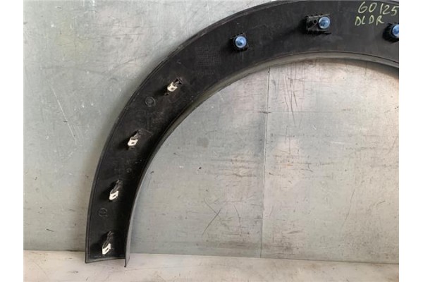 Recambio de aletin delantero derecho para citroen c4 cactus 1.5 business class referencia OEM IAM 98015546XT  