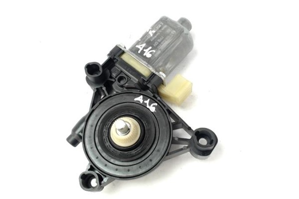 Recambio de motor elevalunas delantero derecho para audi a3 (8v1) 1.6 ambition referencia OEM IAM 5Q0959801B 0130822717 (5Q09598