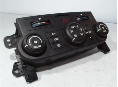Recambio de mandos climatizador para kia carnival 2.9 crdi vgt ex ii referencia OEM IAM 972504D  