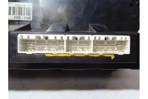 Recambio de mandos climatizador para kia carnival 2.9 crdi vgt ex ii referencia OEM IAM 972504D  