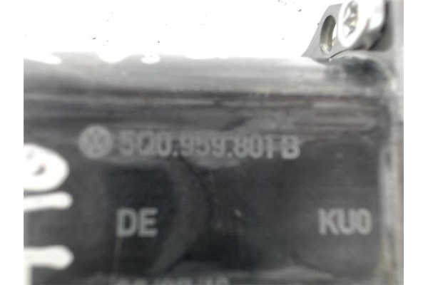 Recambio de motor elevalunas delantero derecho para audi a3 (8v1) 1.6 ambition referencia OEM IAM 5Q0959801B 0130822717 (5Q09598