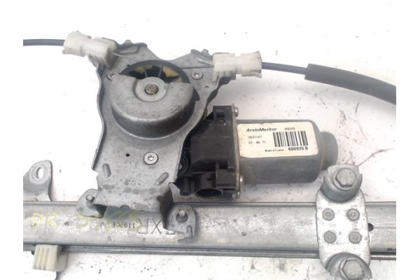 Recambio de elevalunas electrico delantero derecho para nissan note (e11e) 1.5 dci referencia OEM IAM 807009U00D 400926B 