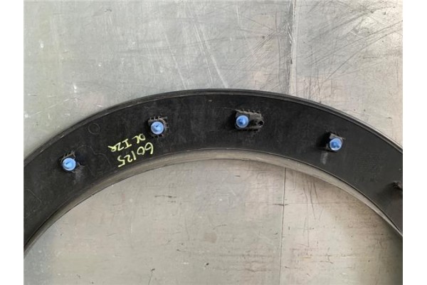 Recambio de aletin delantero izquierdo para citroen c4 cactus 1.5 business class referencia OEM IAM 98015547XT  