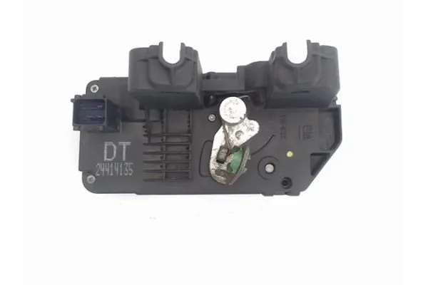 Recambio de cierre electromagnetico trasero derecho para opel zafira a 2.0 dti 16v referencia OEM IAM 24414135 90561158 90561158