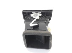 Recambio de rejilla entrada de aire para kia rio (jb) 1.4 16v referencia OEM IAM 974801G000XI  