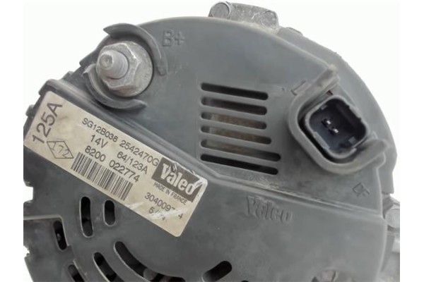 Recambio de alternador para renault clio ii fase ii (b/cb0) 1.5 pack dynamique referencia OEM IAM 8200022774 2542470G 7701477001