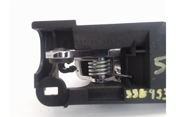 Recambio de manilla int. puerta delantero izquierda para alfa romeo gt (125) 2.0 jts 16v distinctive referencia OEM IAM 73536498