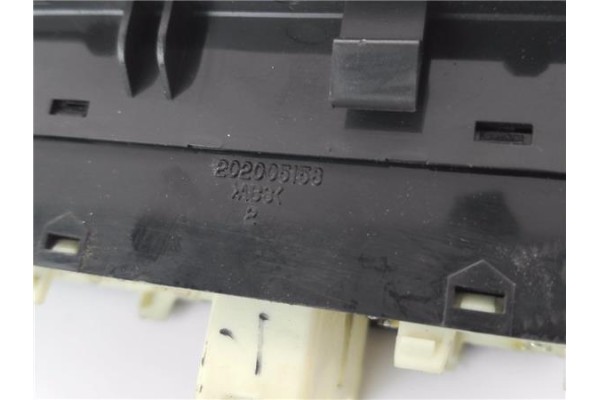 Recambio de mando elevalunas delantero izquierdo para chevrolet aveo berlina 1.4 lt referencia OEM IAM 202005158  
