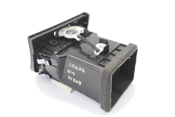 Recambio de rejilla entrada de aire para kia rio (jb) 1.4 16v referencia OEM IAM 974601G000XI BNA671997 