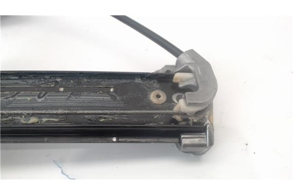 Recambio de mecanismo elevalunas trasero izquierdo para toyota avensis berlina (t25) referencia OEM IAM 6982005040  