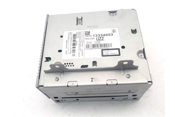 Recambio de radio / cd para opel astra j 1.6 referencia OEM IAM 84030323 23350961 