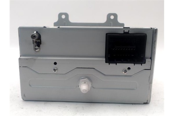Recambio de radio / cd para opel astra j 1.6 referencia OEM IAM 84030323 23350961 