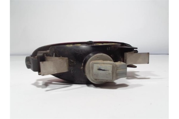 Recambio de piloto antiniebla trasero izquierdo para peugeot 206 1.6 xs clim referencia OEM IAM 071002 451062 