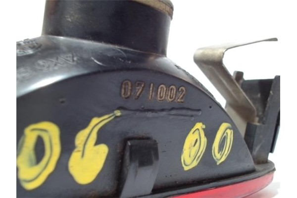 Recambio de piloto antiniebla trasero izquierdo para peugeot 206 1.6 xs clim referencia OEM IAM 071002 451062 