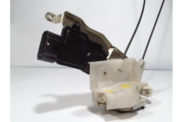 Recambio de cierre electromagnetico delantero izquierdo para suzuki alto (amf310) 1.0 referencia OEM IAM G62L  