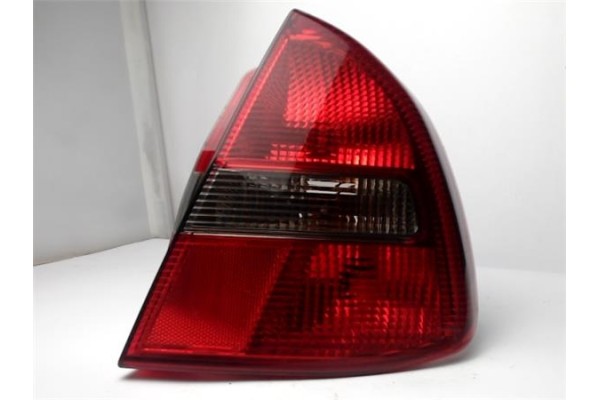 Recambio de piloto trasero derecho para mitsubishi carisma berlina 5 1.8 16v gdi (da2a) referencia OEM IAM  151086 