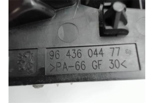 Recambio de manilla int. puerta delantero derecha para peugeot 307 (3a/c) 1.6 16v referencia OEM IAM 9643604477  