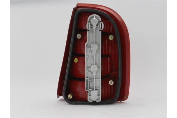 Recambio de piloto trasero izquierdo para skoda fabia (6y2/6y3) 1.9 classic referencia OEM IAM 6Y6945111C  