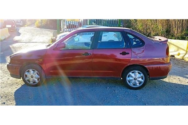 seat cordoba berlina (6k2) del año 1998