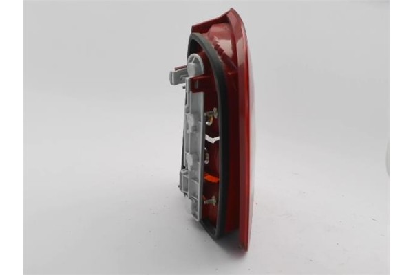 Recambio de piloto trasero izquierdo para skoda fabia (6y2/6y3) 1.9 classic referencia OEM IAM 6Y6945111C  