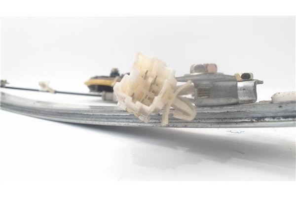 Recambio de mecanismo elevalunas trasero izquierdo para mitsubishi space wagon (n80/n90) referencia OEM IAM MR462363  