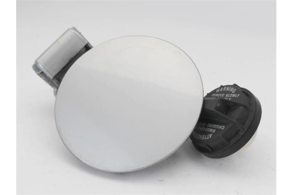 Recambio de tapa exterior combustible para kia rio (jb) 1.4 16v referencia OEM IAM 695101G200  