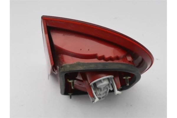 Recambio de piloto trasero izquierdo para skoda fabia (6y2/6y3) 1.9 classic referencia OEM IAM 6Y6945111C  