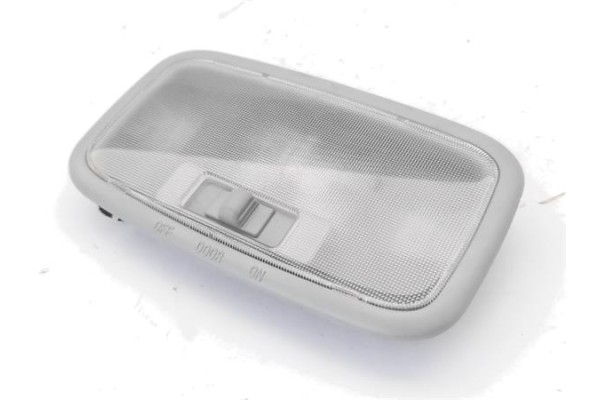 Recambio de luz delantero central techo para kia rio (jb) 1.4 16v referencia OEM IAM 928501G000LX 828501G 
