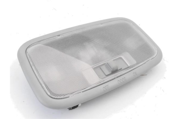 Recambio de luz delantero central techo para kia rio (jb) 1.4 16v referencia OEM IAM 928501G000LX 828501G 
