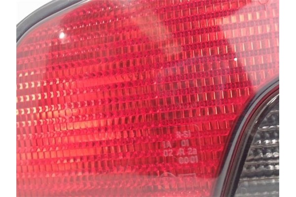 Recambio de piloto trasero derecho para peugeot 306 berlina 3/5 puertas (s1) referencia OEM IAM   