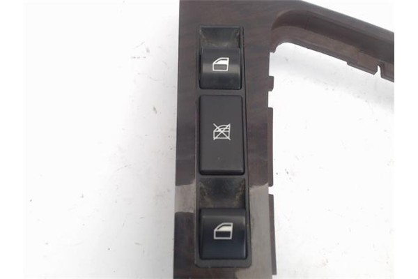 Recambio de embellecedor consola central para bmw serie 3 berlina (e46) 2.0 320d referencia OEM IAM 3120220  
