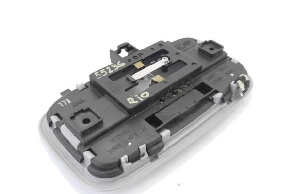 Recambio de luz delantero central techo para kia rio (jb) 1.4 16v referencia OEM IAM 928501G000LX 828501G 