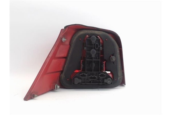 Recambio de piloto trasero derecho para volkswagen golf iv berlina (1j1) 1.9 tdi referencia OEM IAM 1J6945096Q 67736982 1J694509