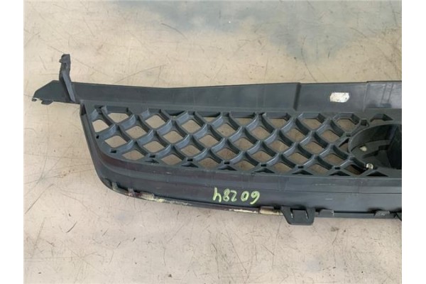 Recambio de rejilla capo para ford fiesta v (jh_, jd_) 1.3 referencia OEM IAM 1373755  