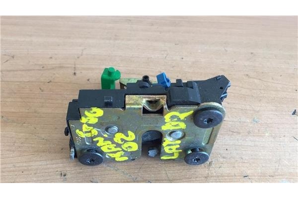 Recambio de cierre electromagnetico trasero derecho para renault kangoo i (f/kc0)(1997) 1.2 rt [1,2 ltr. - 43 kw] referencia OEM