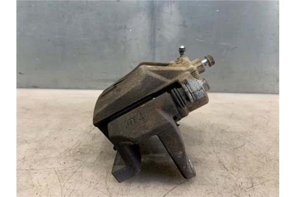 Recambio de pinza freno delantero derecha para lexus rx (mcu_) 400h fwd referencia OEM IAM 4773048140 PDF23006 