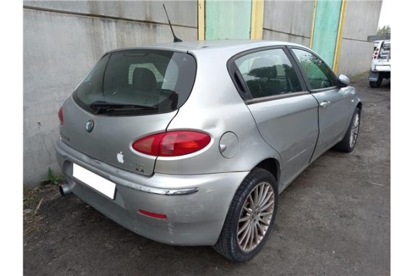 alfa romeo 147 (190) del año 2001