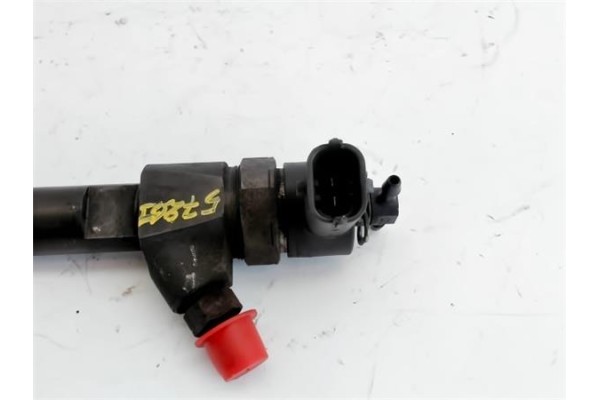Recambio de inyector para alfa romeo 156 1.9 jtd 8v distinctive referencia OEM IAM 0445110111  