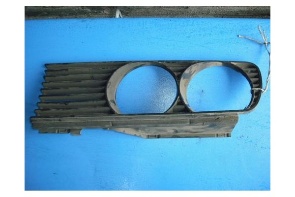 Recambio de cerquillo faro para bmw serie 3 berlina (e30) 320 i referencia OEM IAM   