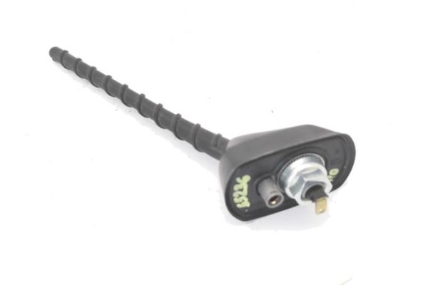 Recambio de antena electrica para kia rio (jb) 1.4 16v referencia OEM IAM 962001G126  