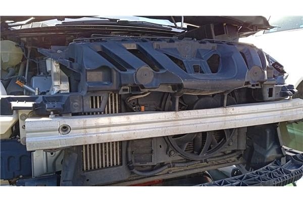 Recambio de frente delantero para peugeot 308 1.6 confort referencia OEM IAM 7416F8  