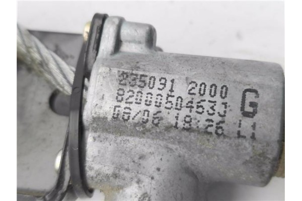 Recambio de anclaje cinturon delantero izquierdo para renault kangoo i (f/kc0) d 65 1.9 (kc0e, kc02, kc0j, kc0n) referencia OEM 