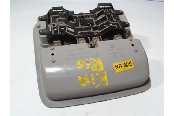 Recambio de luz delantero central techo para kia rio (jb) 1.6 ex2 referencia OEM IAM 928001G200  