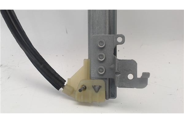 Recambio de mecanismo elevalunas delantero derecho para citroen xsara berlina referencia OEM IAM 400595R  