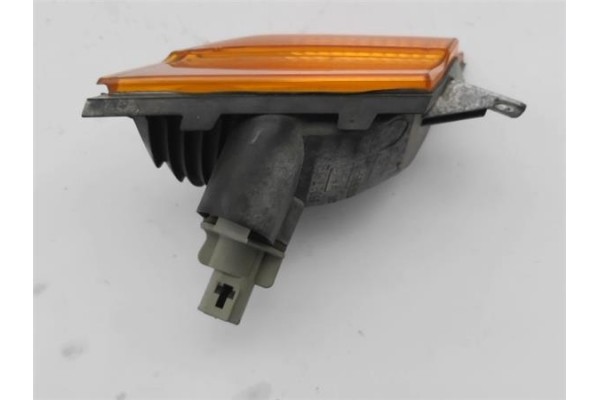 Recambio de intermitente delantero izquierdo para nissan micra (k12e) 1.2 16v referencia OEM IAM 26135AX600  