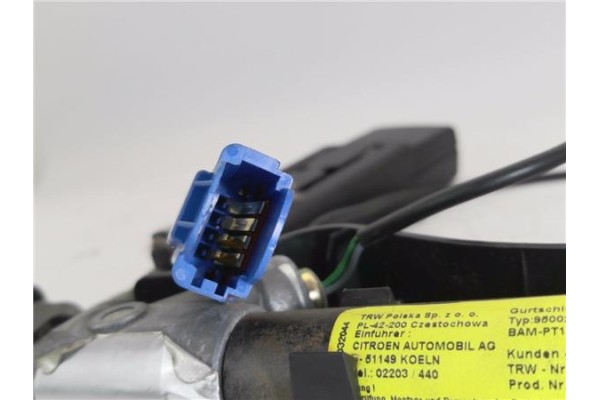 Recambio de anclaje cinturon delantero derecho para citroen c3 1.4 hdi referencia OEM IAM 9639873877  