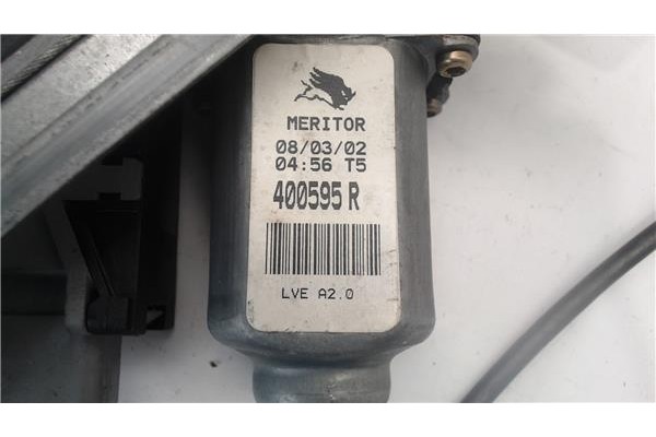 Recambio de mecanismo elevalunas delantero derecho para citroen xsara berlina referencia OEM IAM 400595R  