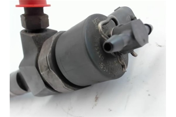 Recambio de inyector para alfa romeo 156 1.9 jtd 8v distinctive referencia OEM IAM 0445110111  